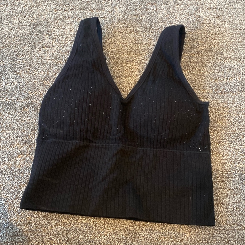 Black ribbed padded v neck tank top